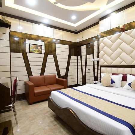 Hotel Margaret, Колката Екстериор снимка