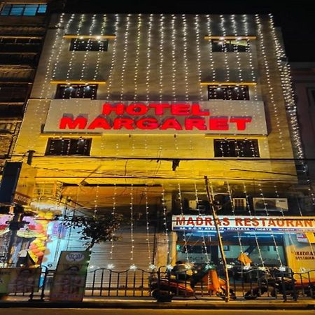 Hotel Margaret, Колката Екстериор снимка