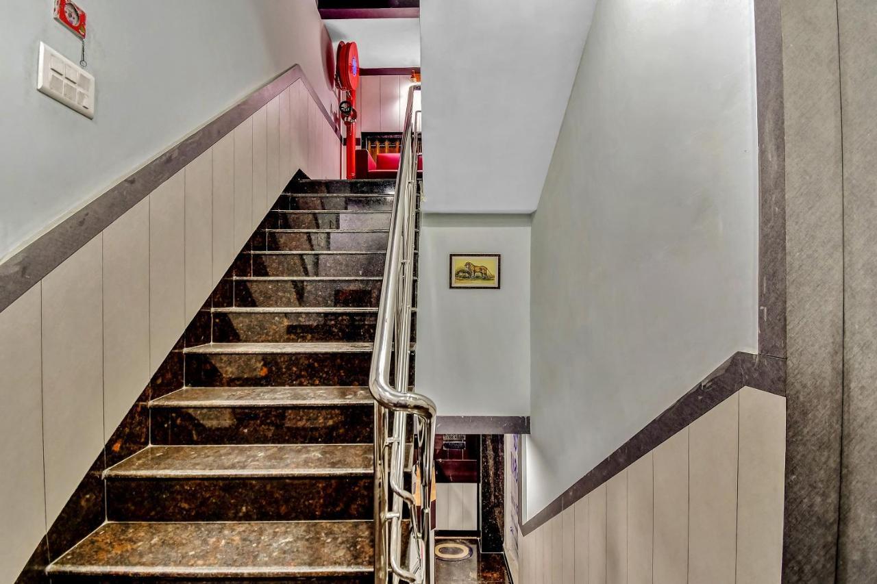 Hotel Margaret, Колката Екстериор снимка