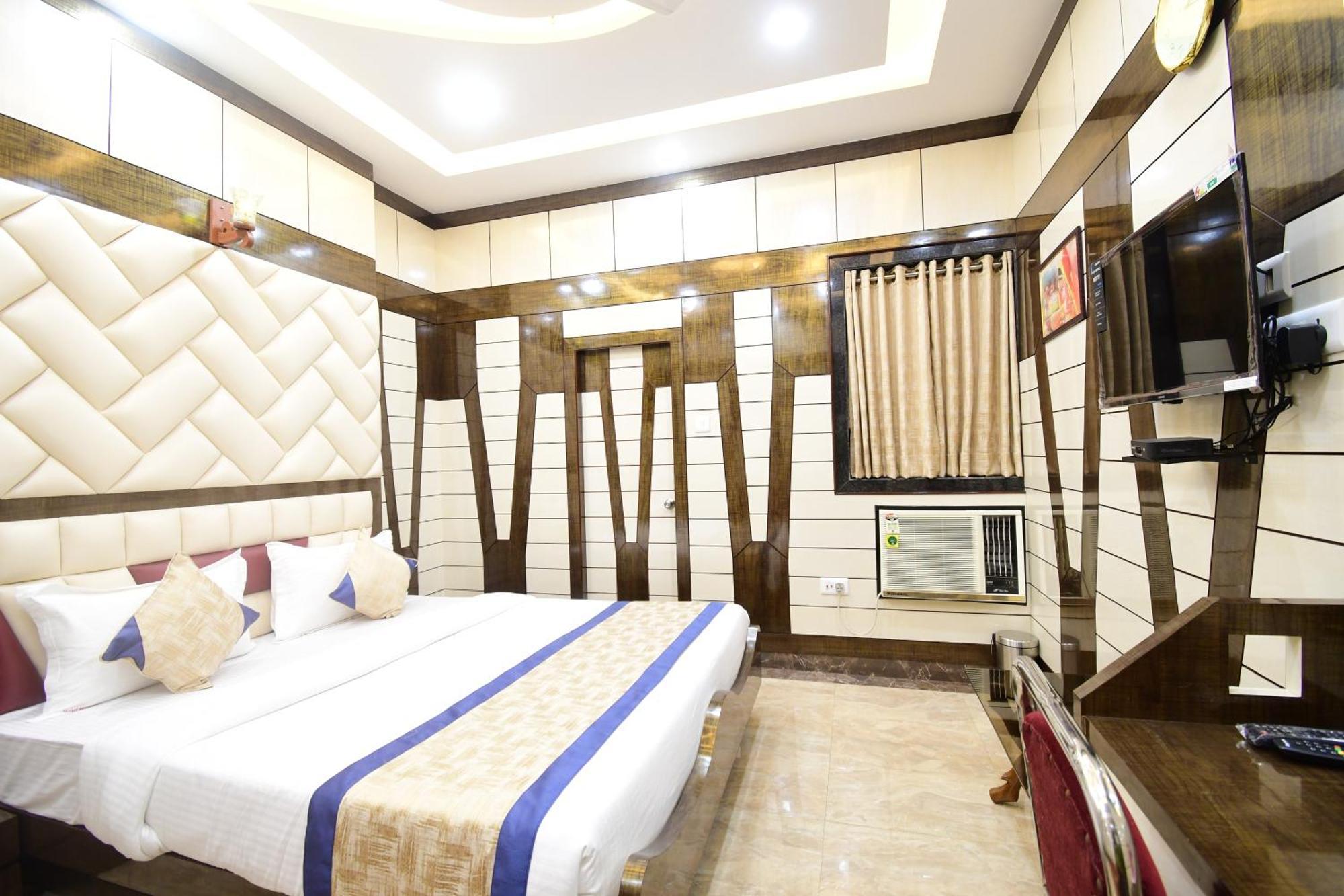 Hotel Margaret, Колката Екстериор снимка