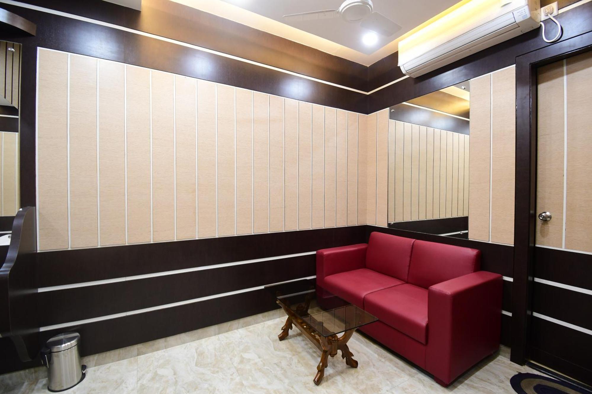 Hotel Margaret, Колката Екстериор снимка